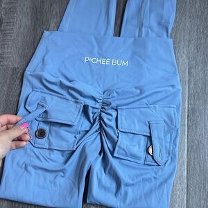 peachy BUM Blue leggings